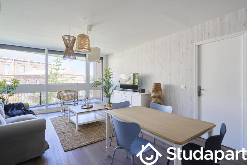 Chambre - 15 m² - 1 pièce