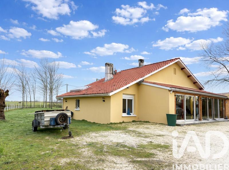 Maison - 140 m² - 5 pièces