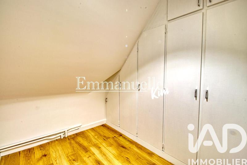 Maison - 270 m² - 10 pièces