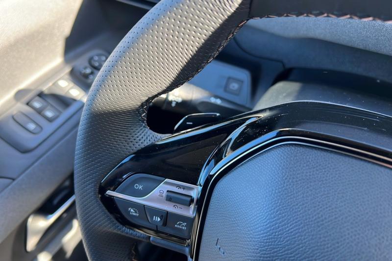 Peugeot Rifter Bluehdi 130 Eat8 Gt Plus