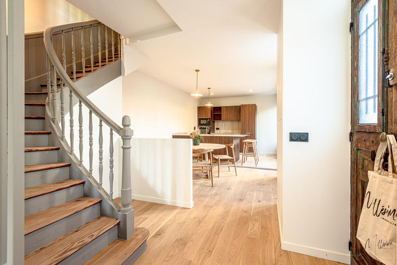 Appartement - 113 m² - 6 pièces