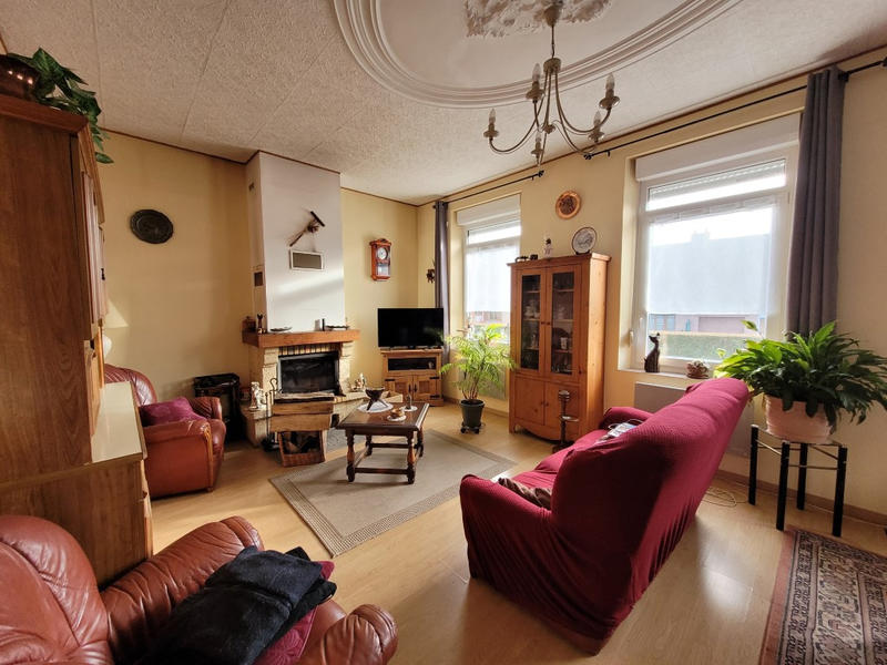 Maison - 100 m² - 6 pièces