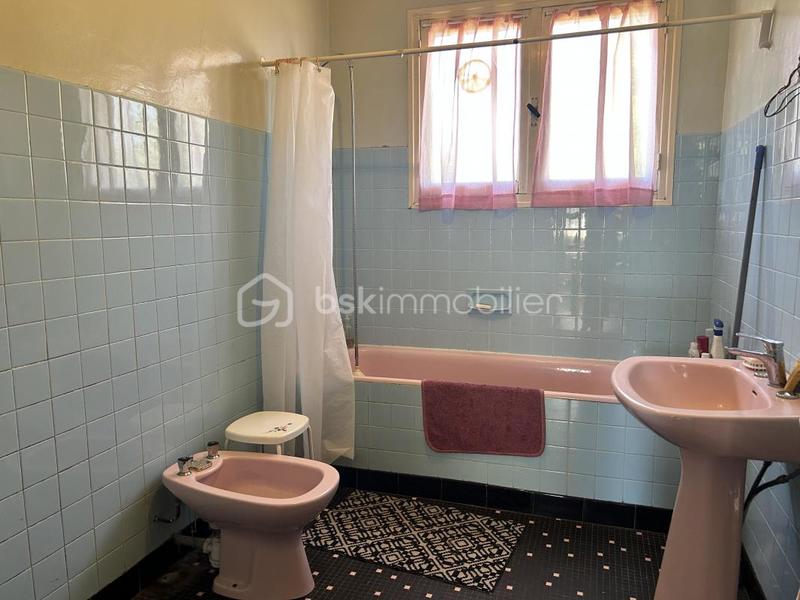 Maison - 130 m² - 8 pièces