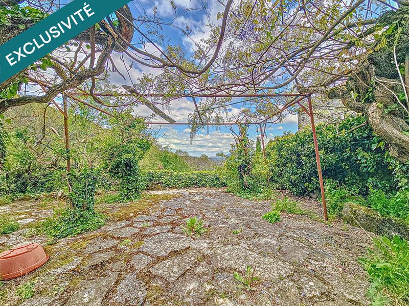 Propriété - 249 m² - 8 pièces