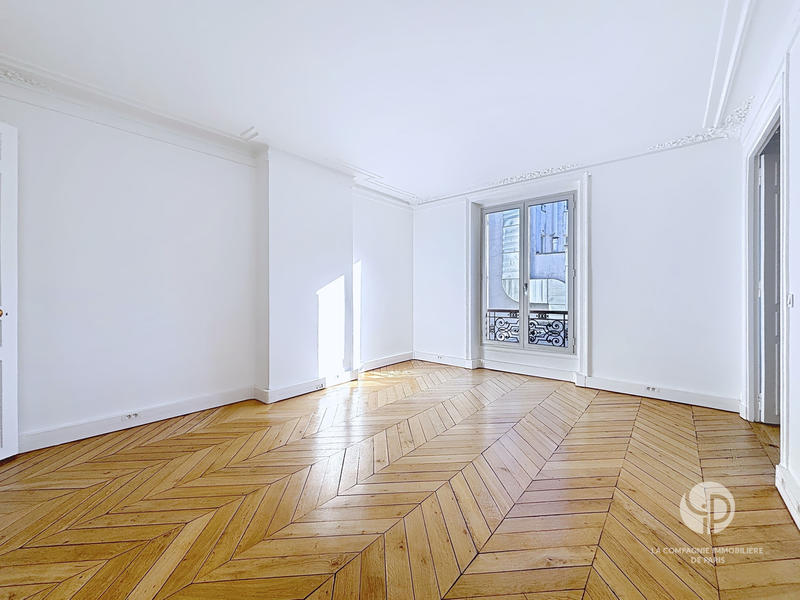 Bureau - 129 m² - 5 pièces