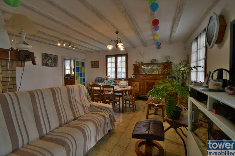 Maison - 138 m² - 6 pièces