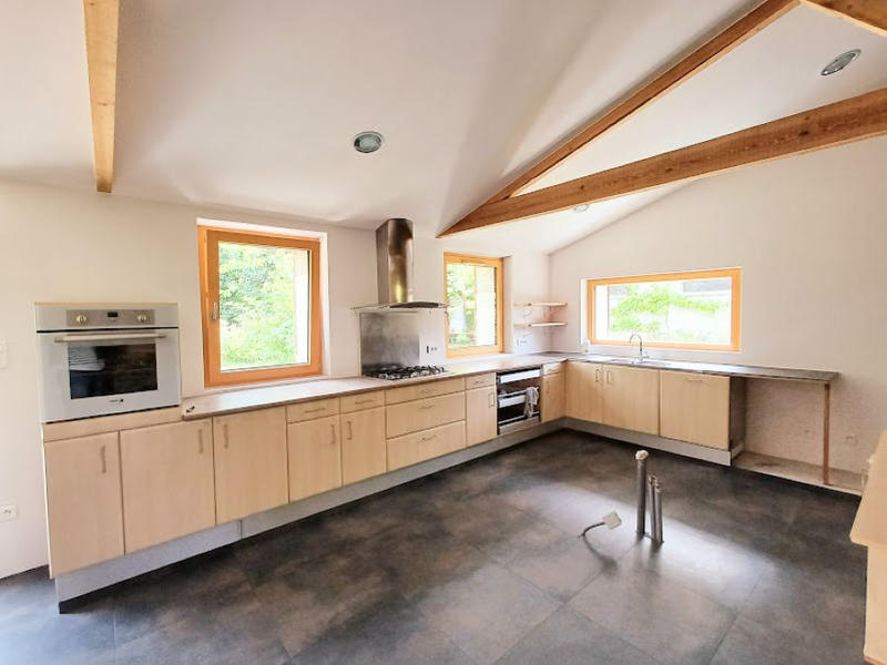 Maison - 164 m² - 5 pièces