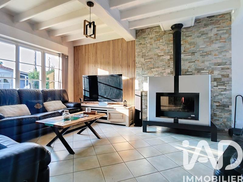 Maison - 348 m² - 10 pièces