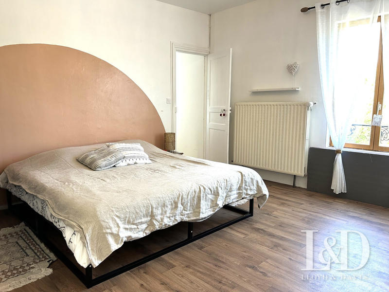 Maison ancienne - 150 m² - 8 pièces