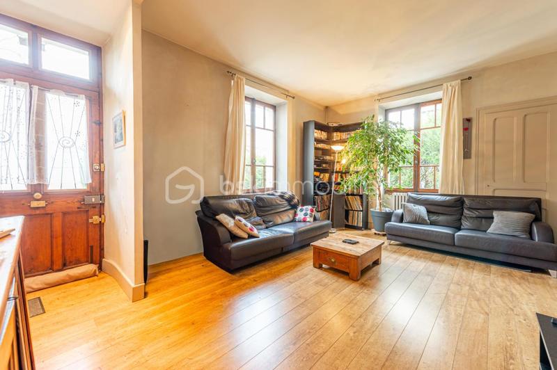 Appartement - 89 m² - 3 pièces