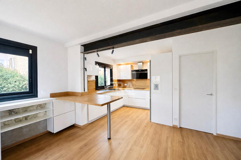 Maison - 135 m² - 6 pièces