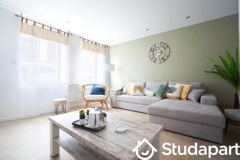 Chambre - 13 m² - 1 pièce