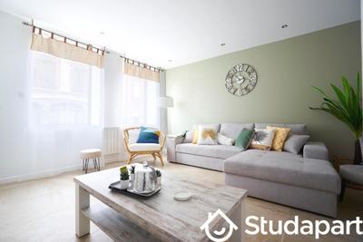 Chambre - 13 m² - 1 pièce