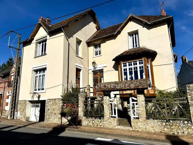 Maison de village - 231 m² - 7 pièces