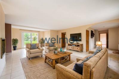 Maison - 166 m² - 6 pièces