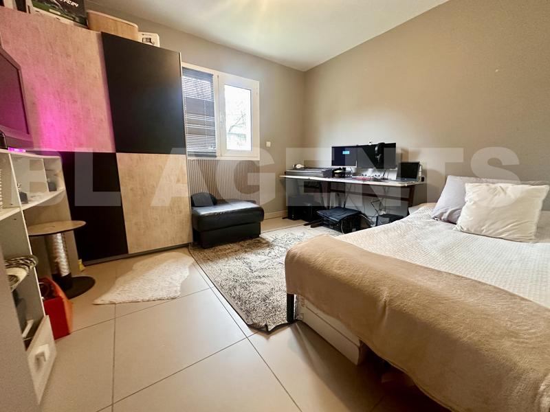 Maison - 173 m² - 8 pièces