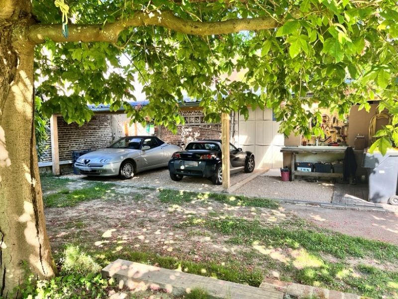 Maison - 196 m² - 8 pièces