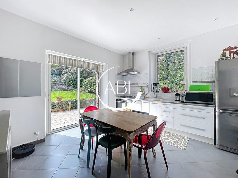 Villa - 165 m² - 6 pièces