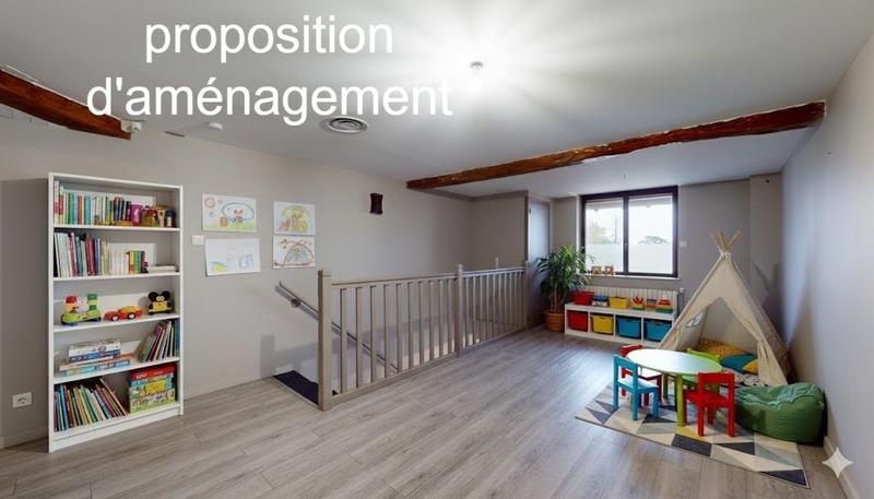 Maison - 260 m² - 6 pièces