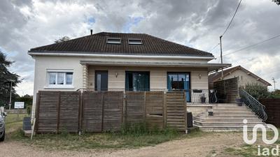 Maison de ville - 130 m² - 8 pièces