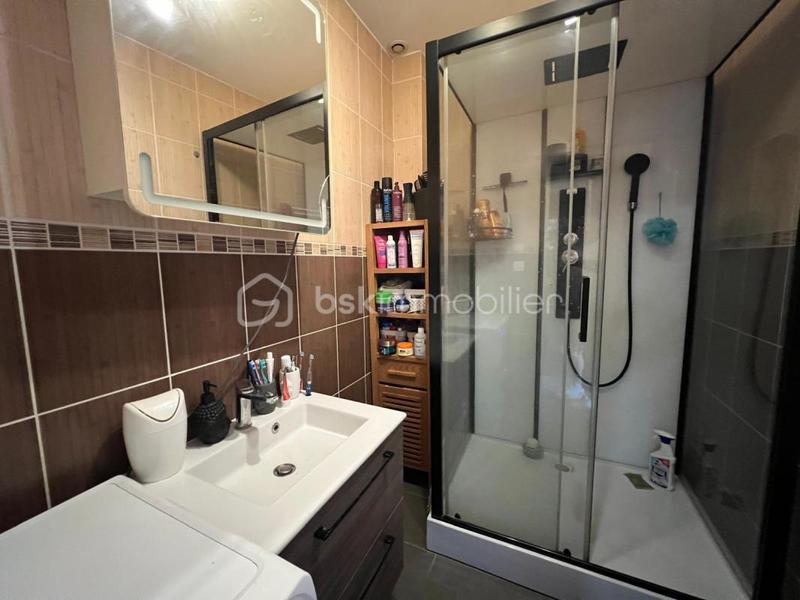 Appartement - 70 m² - 4 pièces