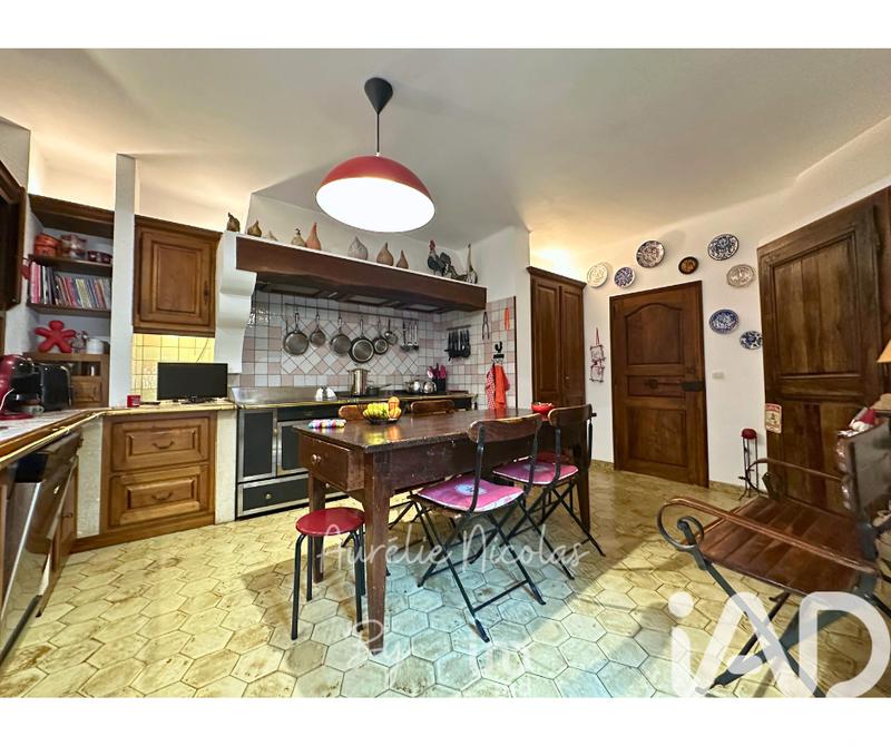 Maison - 160 m² - 5 pièces