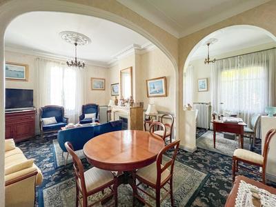 Maison de maîtres - 190 m² - 6 pièces