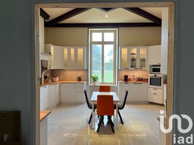 Château - 852 m² - 11 pièces