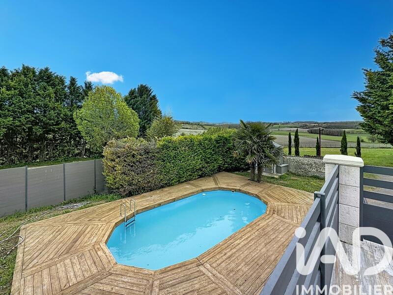 Maison - 147 m² - 5 pièces