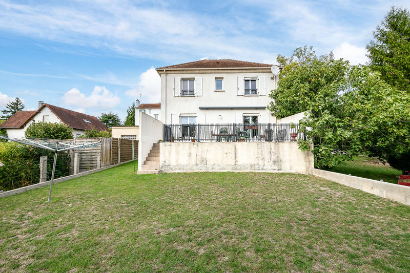Maison - 109 m² - 6 pièces