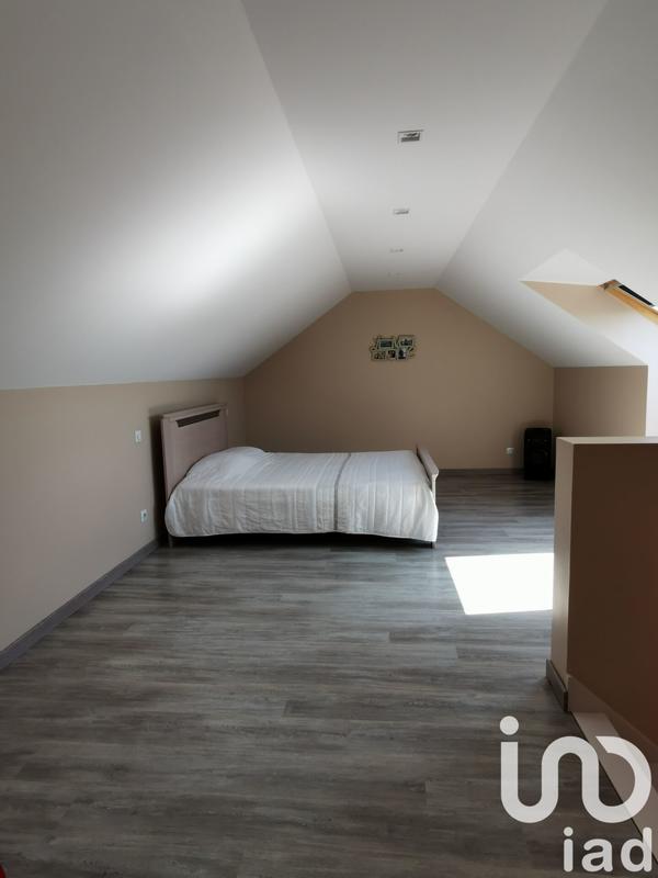 Maison - 210 m² - 7 pièces