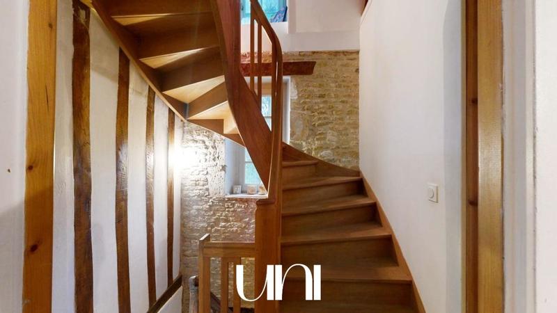 Maison - 158 m² - 6 pièces