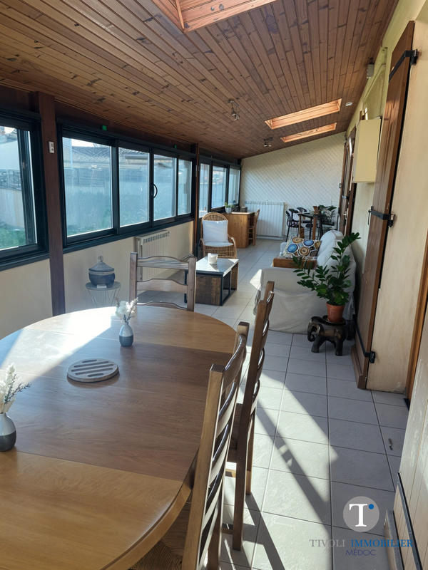 Maison - 122 m² - 4 pièces