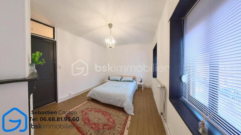 Corps de ferme - 213 m² - 7 pièces