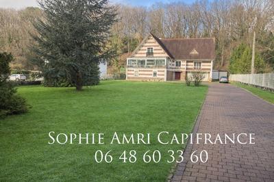 Maison - 511 m² - 9 pièces