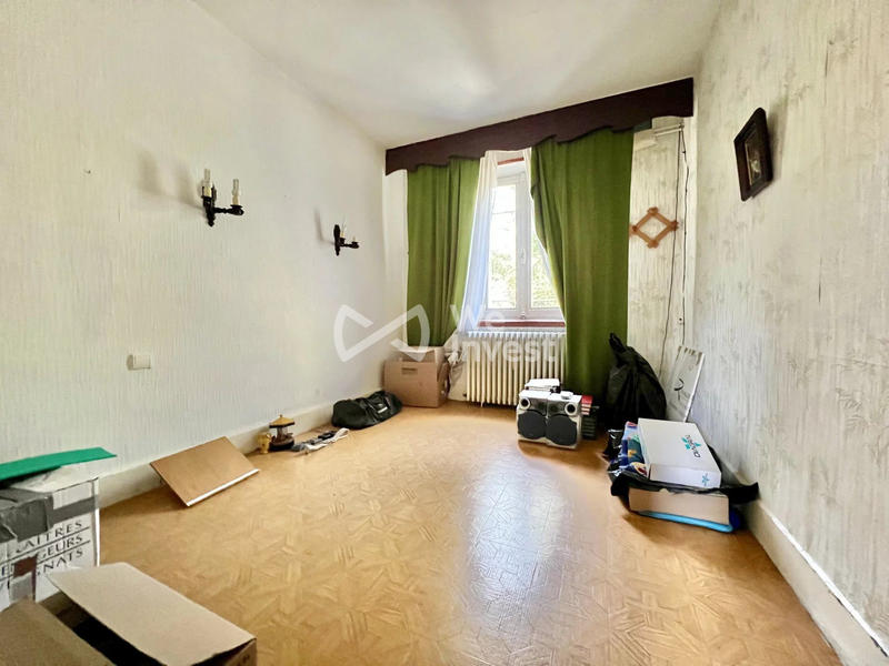 Maison - 92 m² - 5 pièces