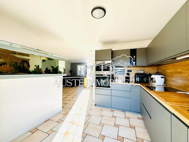 Maison - 106 m² - 4 pièces