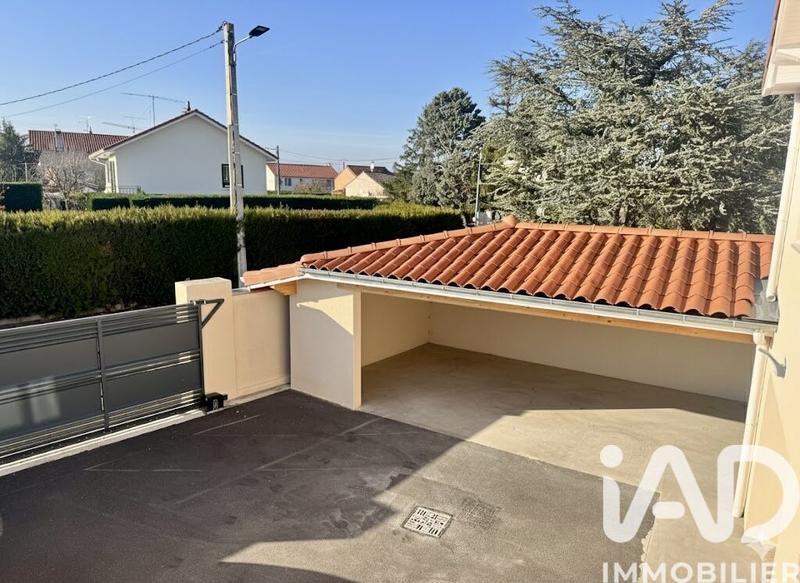 Maison - 231 m² - 9 pièces