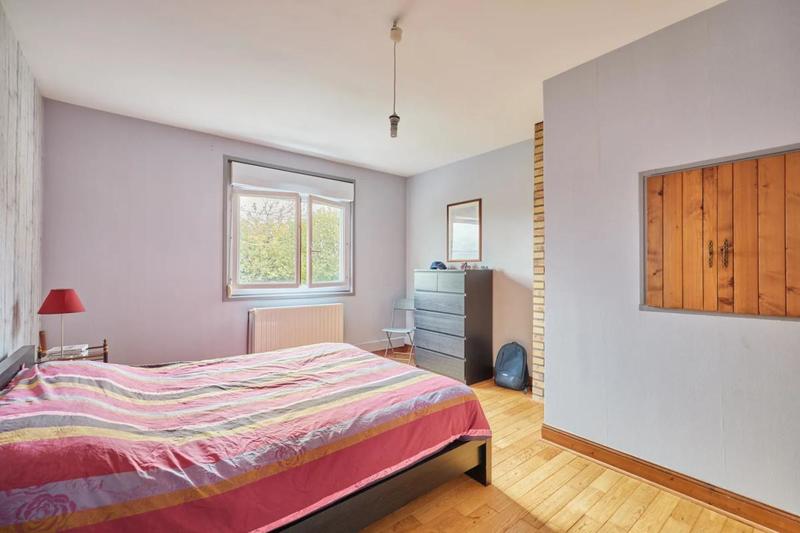 Maison - 200 m² - 8 pièces