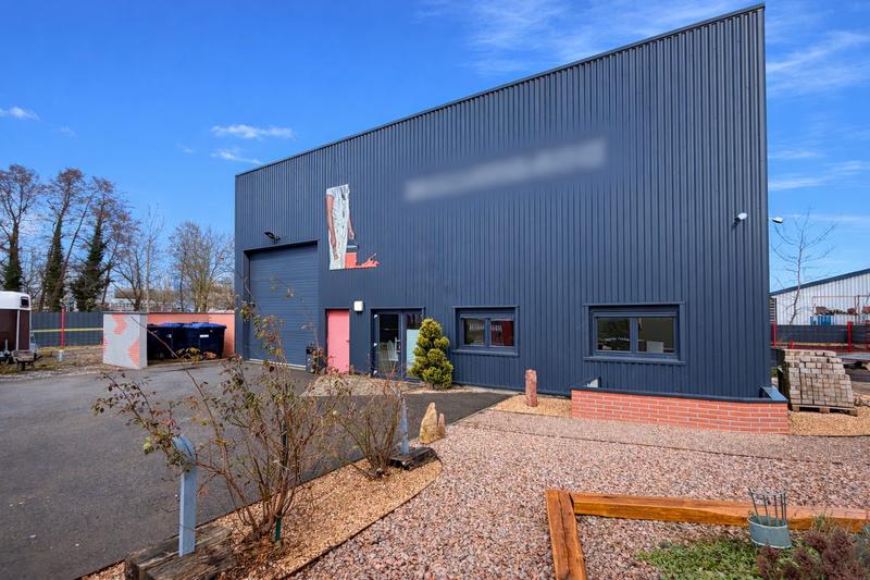 Local commercial - 252 m²