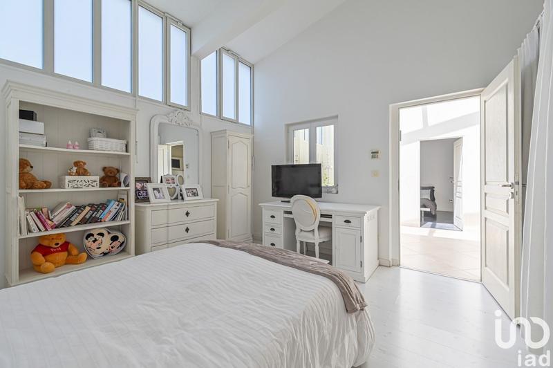 Maison - 421 m² - 5 pièces