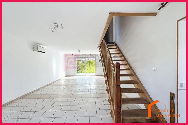 Maison - 330 m² - 12 pièces