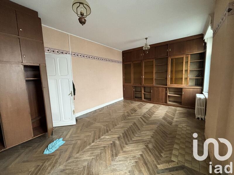 Maison - 434 m² - 20 pièces