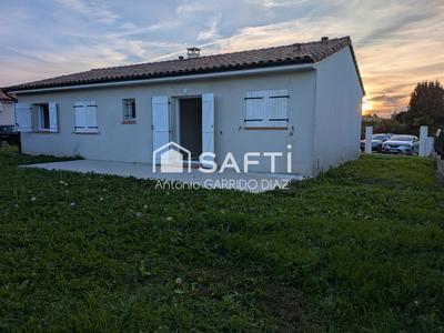 Maison - 93 m² - 4 pièces