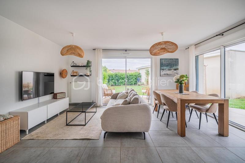 Appartement - 92 m² - 4 pièces