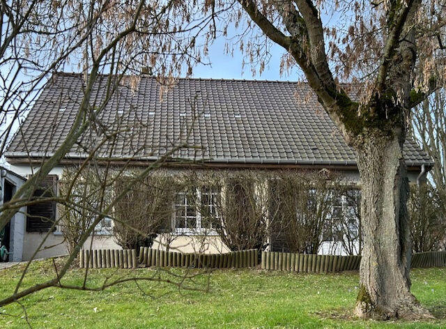 Maison - 96 m² - 5 pièces