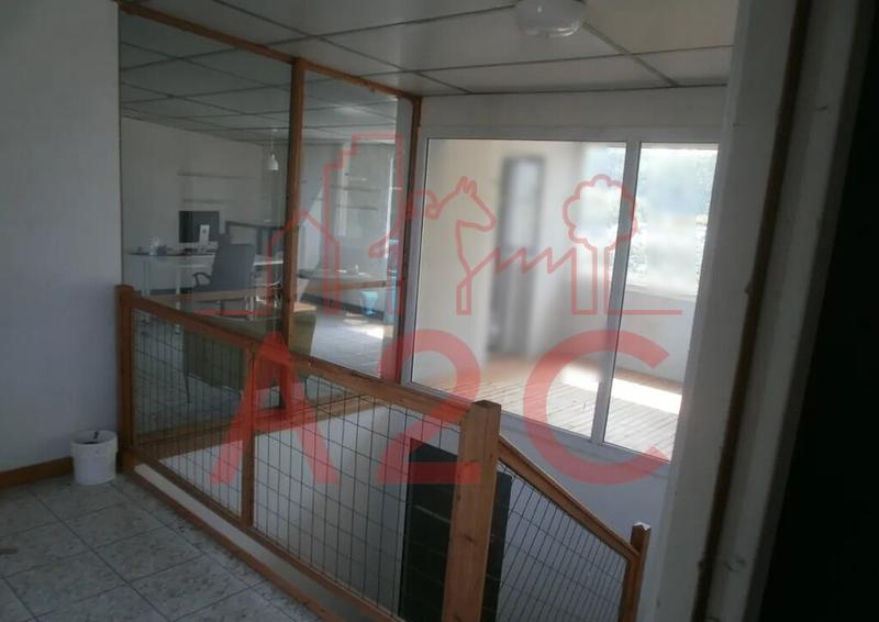 Local d'activité / Entrepôt - 170 m²