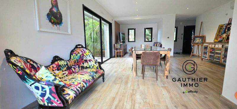 Maison - 124 m² - 4 pièces