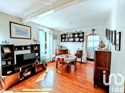 Maison - 90 m² - 4 pièces