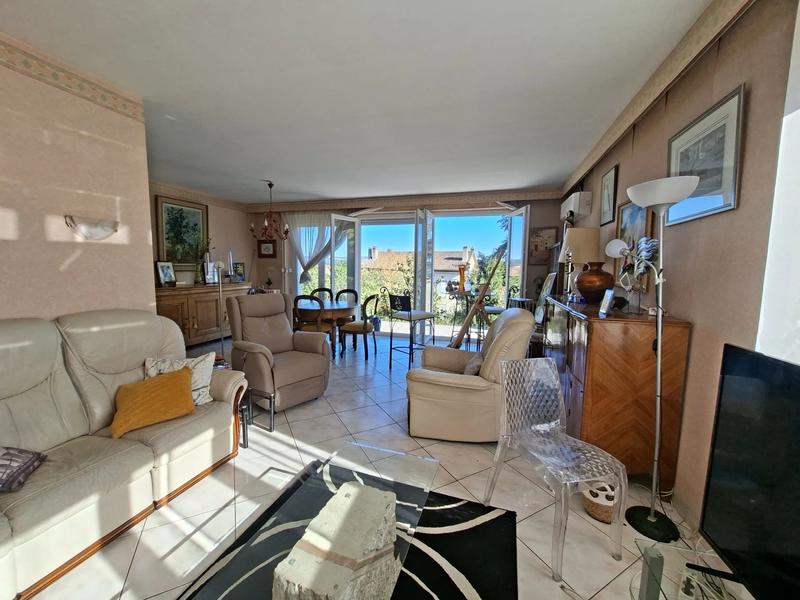 Maison - 152 m² - 7 pièces